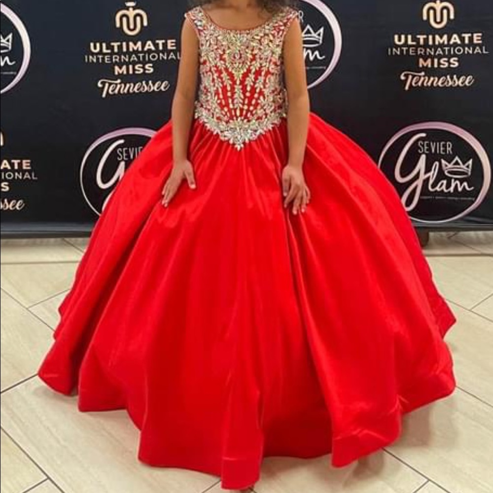 Little Rosie size 6 pageant dress